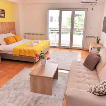 Milica Apartments Szkopje Kültér fotó